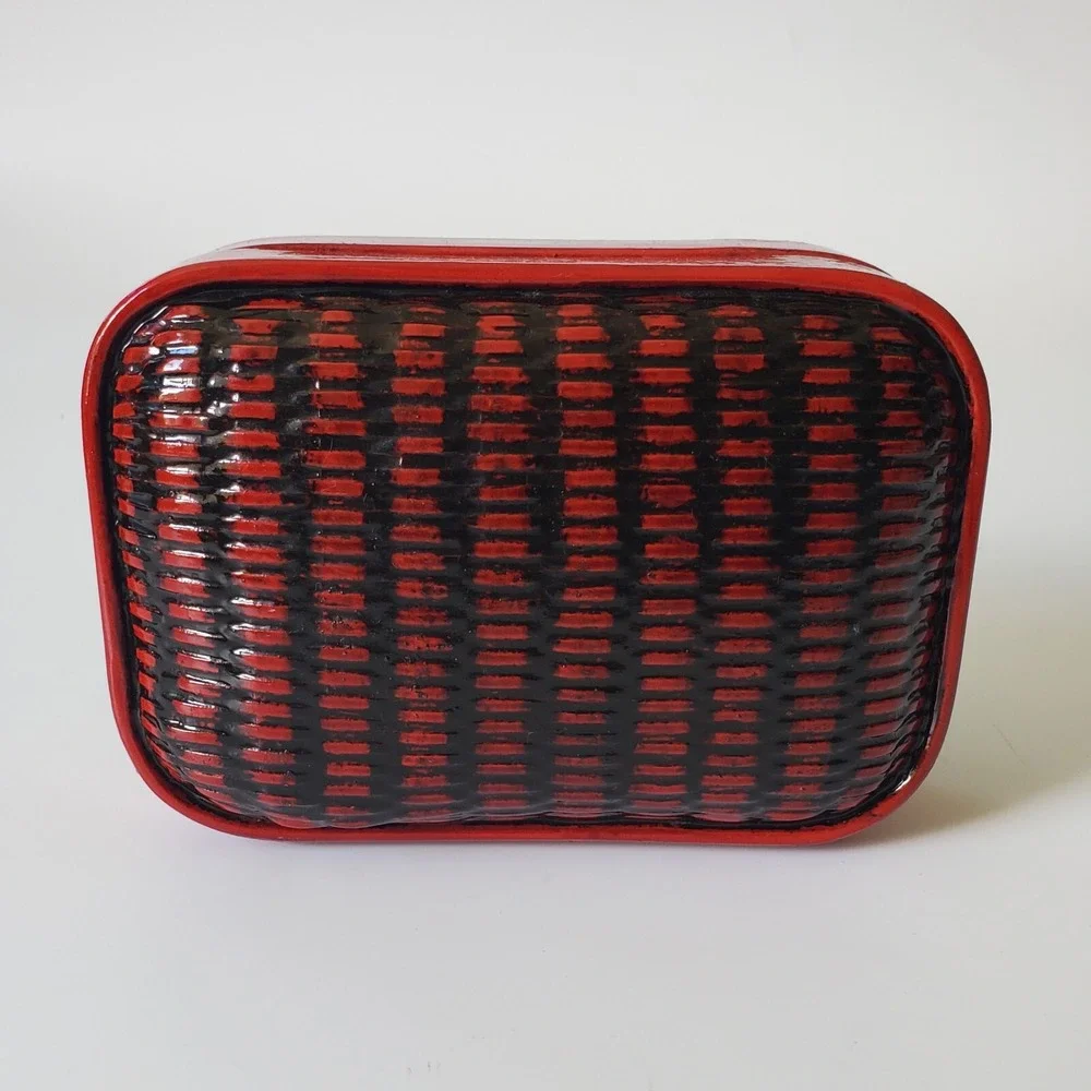 Vintage Woven Lacquered Storage Box‎ Puffy Hard Shell Clutch Purse Asian Art